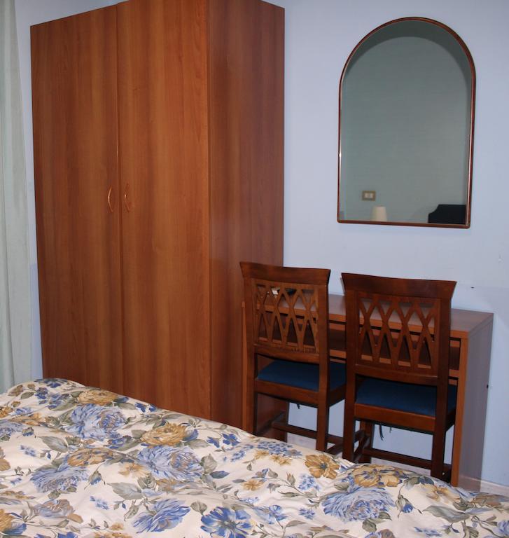 Salandra Roma Suite Стая снимка